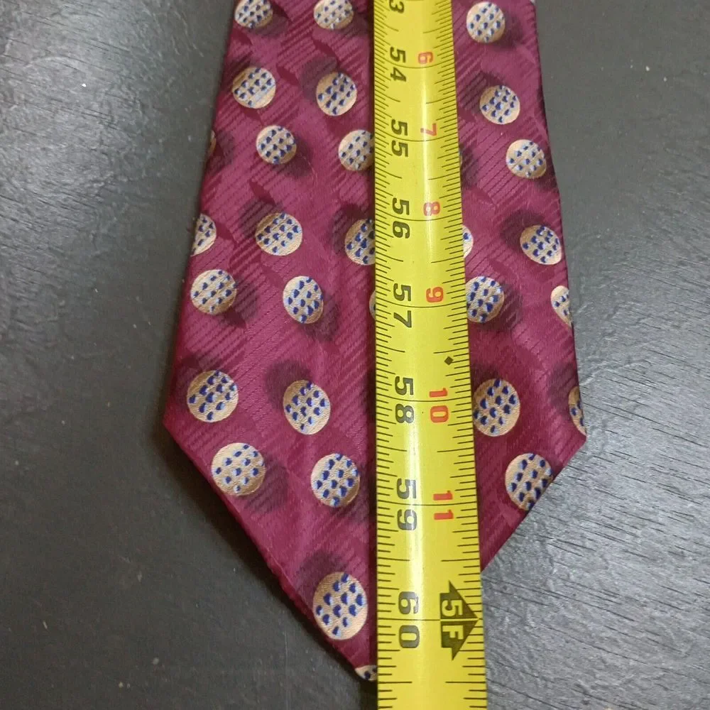 Zionetti Italian Silk Collection 100% Silk Made in‎ USA Mens Neck Tie Geometric